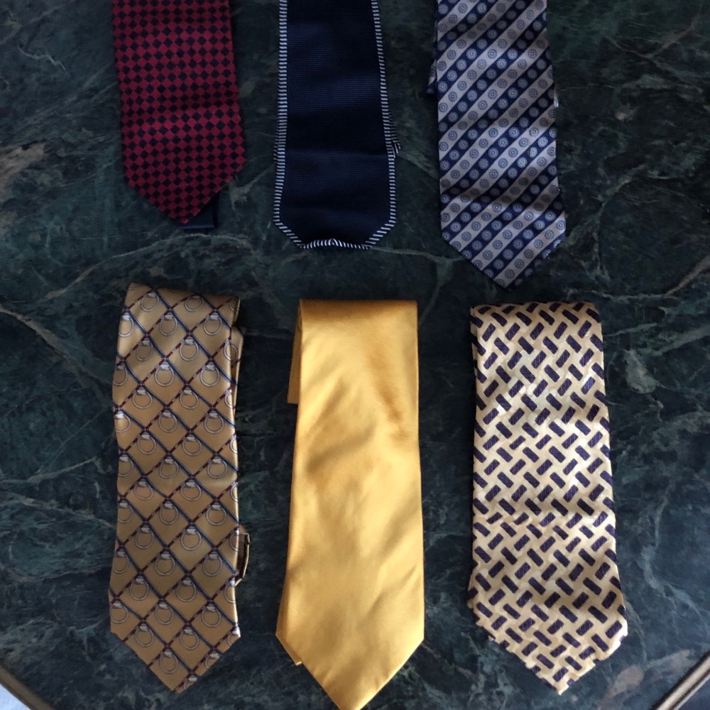 Classic men’s tie, excellent. Variety of 6 colors